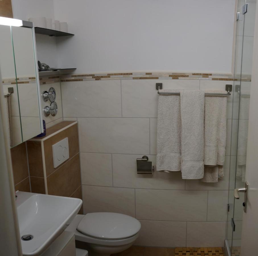 Sunny 1-Room Apartment Near Railway Station Garmisch-Partenkirchen Exterior foto